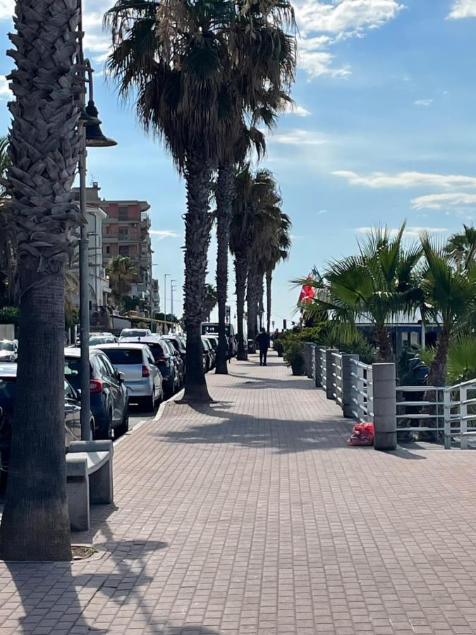 Appartamento Casa Aiga Marina Ventimiglia Esterno foto