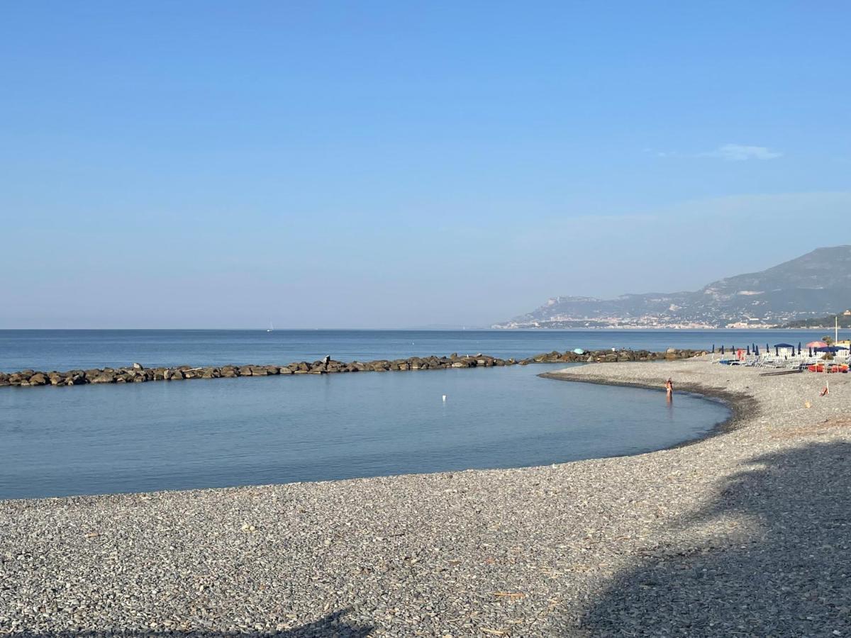Appartamento Casa Aiga Marina Ventimiglia Esterno foto