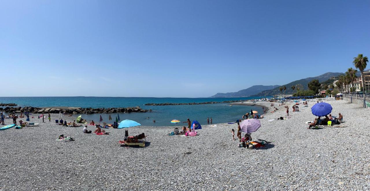 Appartamento Casa Aiga Marina Ventimiglia Esterno foto